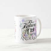 Kundenspezifische zukünftige Frau Calligraphy Kaffeetasse (VorderseiteRechts)