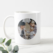 Kundenspezifisches Foto mit Familienname und fests Kaffeetasse