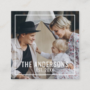 Kundenspezifisches Foto mit Familienname und fests Quadratische Visitenkarte