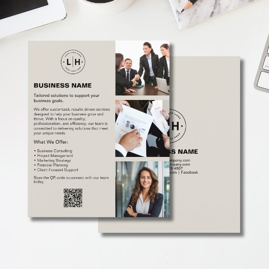 Kundenspezifisches Logo Foto QR Beruflich Business Flyer