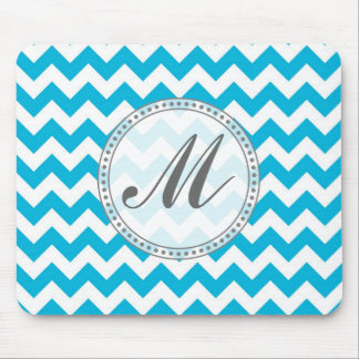 Kundenspezifisches Monogramm mit blauem Zickzack Mousepad