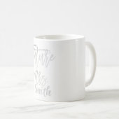 KÜNFTIGE FRAU. Silver Modern Script Name Personali Kaffeetasse (VorderseiteRechts)