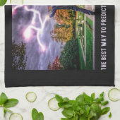 KÜNFTIGE Handtuch (Gefaltet)