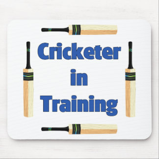Künftiger Cricketer oder Cricketer im Training Mousepad