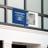Künftiger UNK Lopers Graduate Banner (Äußeres Gebäude)