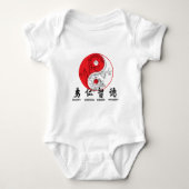 Kung Fu Baby Strampler (Vorderseite)