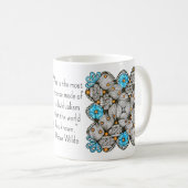Kunst als Individualismus mit blauem und orangefar Kaffeetasse (VorderseiteRechts)