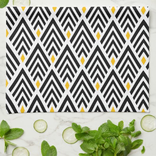 Kunst-Deko-Pfeile mit Goldakzent-Muster Handtuch (Gefaltet)