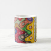 KUNST IN PATTERN VOM SCHMERZEN DURCH EINDRUCKEN DE KAFFEETASSE (Mittel)