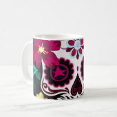 Kunstdarstellung von Schädelschmuck, Blume, Schäde Kaffeetasse (Vorderseite Links)