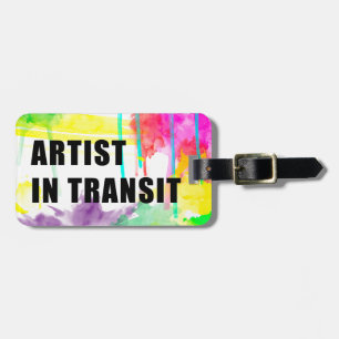 Künstler bei dem Transport - perfekter kreativer Gepäckanhänger