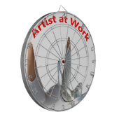 Künstler bei der Arbeit Dartscheibe (Vorderseite Links)