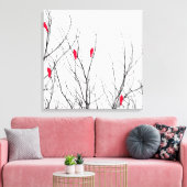 Künstlerisch leuchtende rote Vögel in Baumzweigen Leinwanddruck (Insitu (Wohnzimmer))