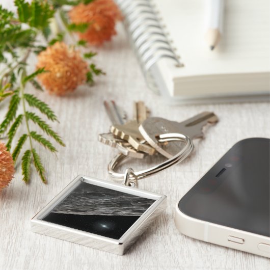 Künstlerische Konzeption eines Kuipergürtelobjekts Schlüsselanhänger (Seite)