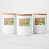 Künstlerische Libellenruhe auf einer Blume Lebensmitteletikett (Flaschen)