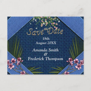 Künstlerische, rosa Blume auf blauem Stoff Ankündigungspostkarte