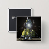 Künstlerische Wiedergabe eines neuen Raumschiffs z Button (Vorne & Hinten)