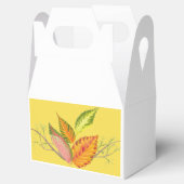 Künstlerischer Herbst auf einem "Gefallen" Geschenkschachtel (Geöffnet)