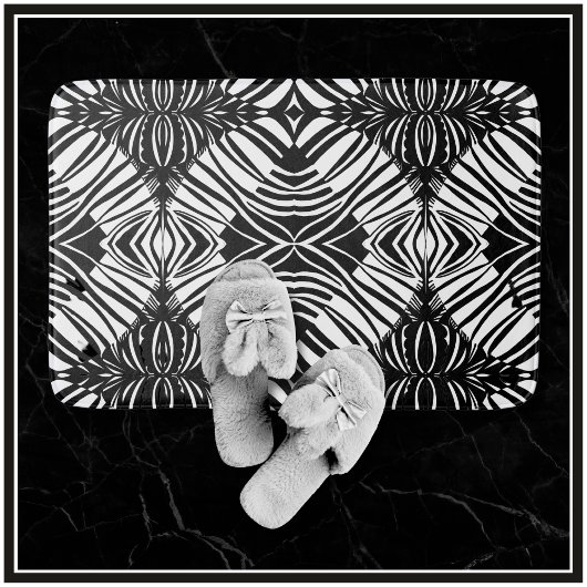 Künstlerisches Schwarz-Weiß-Muster Badematte