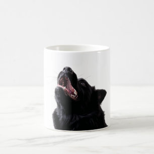 Künstlerisches Schwarzportrait-Foto Kaffeetasse