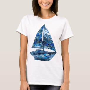 Künstlerisches Silbernes BLAUES GLAS-SEGELBOOT Ind T-Shirt