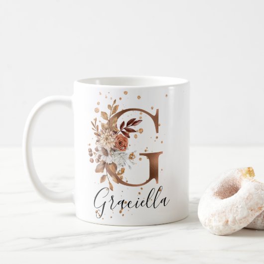 Kupferfloral Letter G Monogram Tasse (Mit Donut)