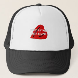 Kupiden Rymnen mit Dummkopf Truckerkappe