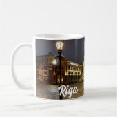 Kuppelplatz mit Weihnachtsbaum in Riga Kaffeetasse (Links)