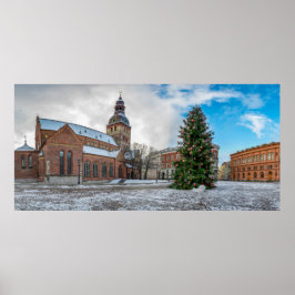 Kuppelplatz mit Weihnachtsbaum in Riga Poster