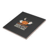Kürbis-Geist-Halloween-Zitat-Design_1 Fliese (Seite)