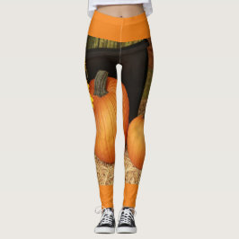 Kürbis im Herbst draußen Leggings