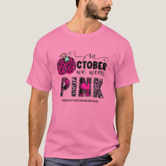 Kürbis im Oktober tragen wir einen rosa Brustkrebs T-Shirt