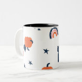 Kürbis und Katzen niedlich zwischen Tasse (Vorderseite Links)