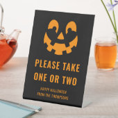 Kürbisgesicht Form schwarzen Trick oder Behandlung Sockelschild (In Situ)