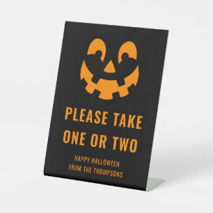 Kürbisgesicht Form schwarzen Trick oder Behandlung Sockelschild