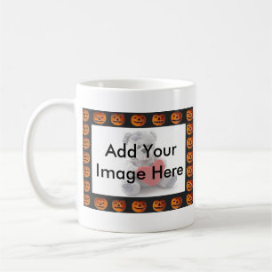 Kürbisgesicht-Rahmenmusterbild im Vintage-Stil Kaffeetasse