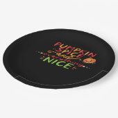 Kürbisgewürz und alles Gute zum Slogan-Angebot Pappteller (Schrägansicht)