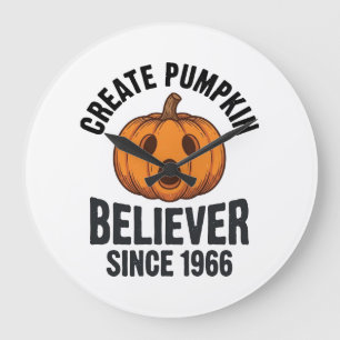 Kürbisgläubiger seit 1966 Vintage-Halloween-Design Große Wanduhr