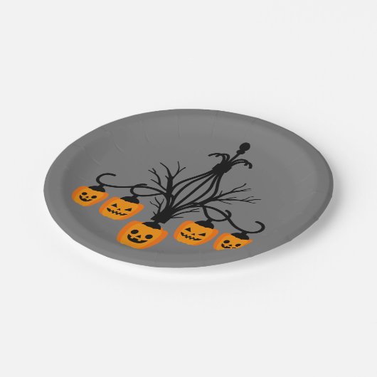 Kürbiskronleuchter Halloween gothic Pappteller (Schrägansicht)