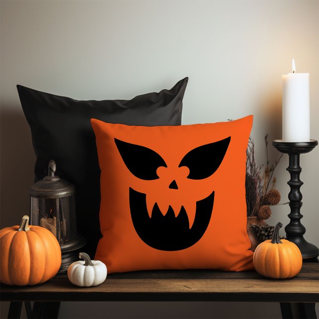 Kürbislaterne Pumpkin Face Throw Kissen (Von Creator hochgeladen)