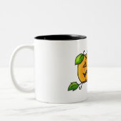 Kürbislaterne-Tasse Zweifarbige Tasse (Links)