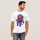 Kürbislaternen-Astronaut T-Shirt (Vorne ganz)