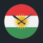 Kurdistan Runde Wanduhr<br><div class="desc">Flagge Kurdistans. Die Flagge Kurdistans (Kurdisch: Alay Kurdistan nannte sich auch Alaya Rengîn "Die farbenfrohe Flagge"), die erstmals während der kurdischen Unabhängigkeit der Republik Mahabad erschien. Sie wird derzeit als offizielle Flagge der autonomen Region Kurdistan im Irak verwendet, die unter der Kontrolle der kurdischen Regionalregierung steht. Die Flagge ist in...</div>