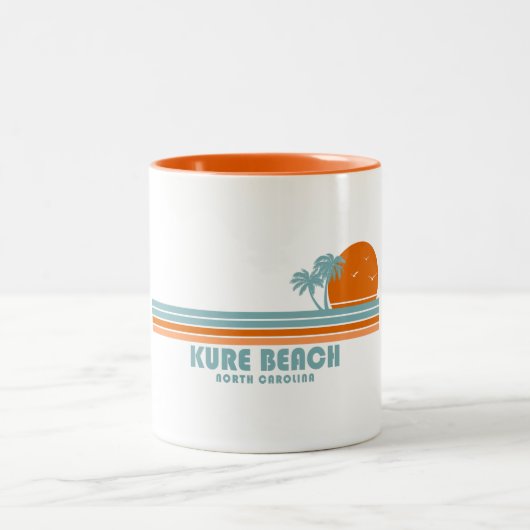 Kure Beach North Carolina Sun Palm Trees Zweifarbige Tasse (Mittel)