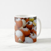 Kürme in der Schnee-Tasse Kaffeetasse (VorderseiteRechts)