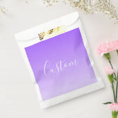Kursiver Schriftname & editierbarer helllila Ombre Geschenktütchen (Versiegelt)