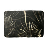 Kurven in Khaki-Farbe und dunklem Hintergrund Badematte (Vorderseite)