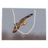 Kurze Eule im Shawangunk-Grasland Große Geschenktüte (Rückseite)