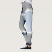 Kurze Linien mit blaufarbigem Ton über Quadraten Leggings (Links)