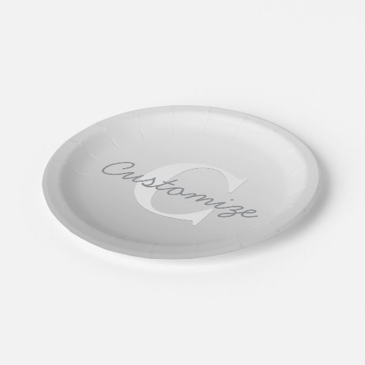 Kurzer Name oder anderer Text mit Monogramm | Grad Pappteller (Schrägansicht)